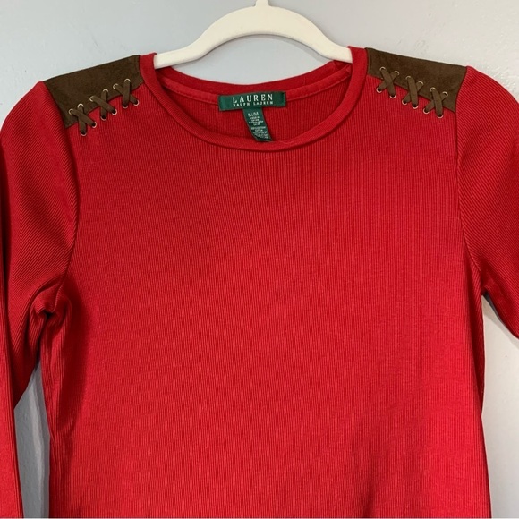 Lauren‎ Ralph Lauren red ribbed knit long sleeve top with suede shoulder. Size M - Picture 4 of 8